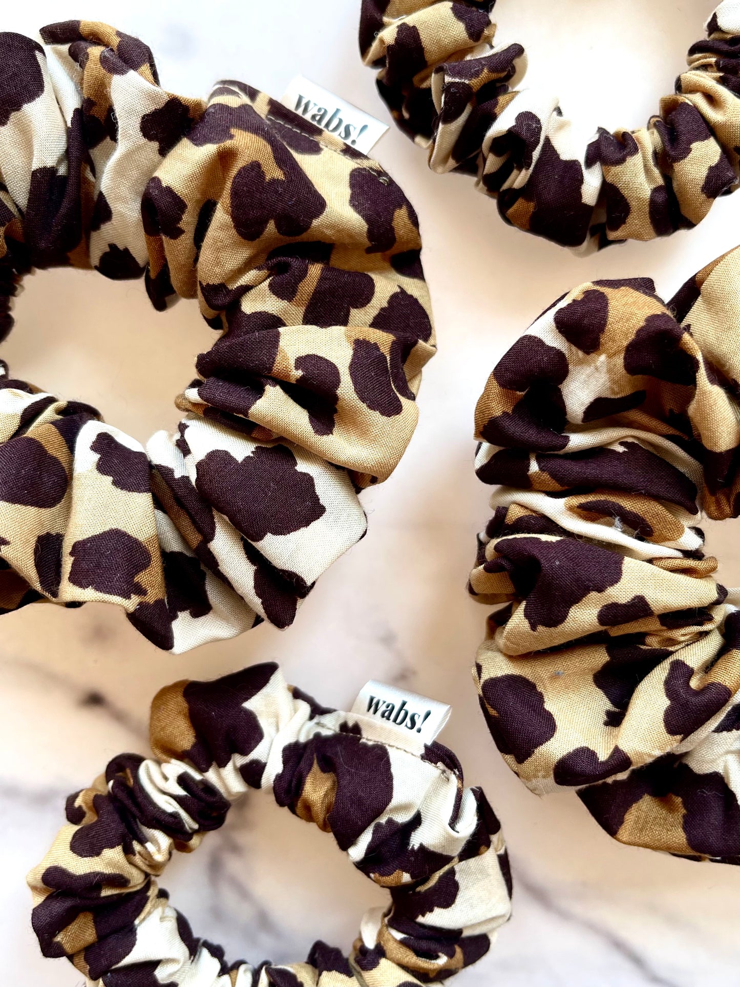 Leo Scrunchie