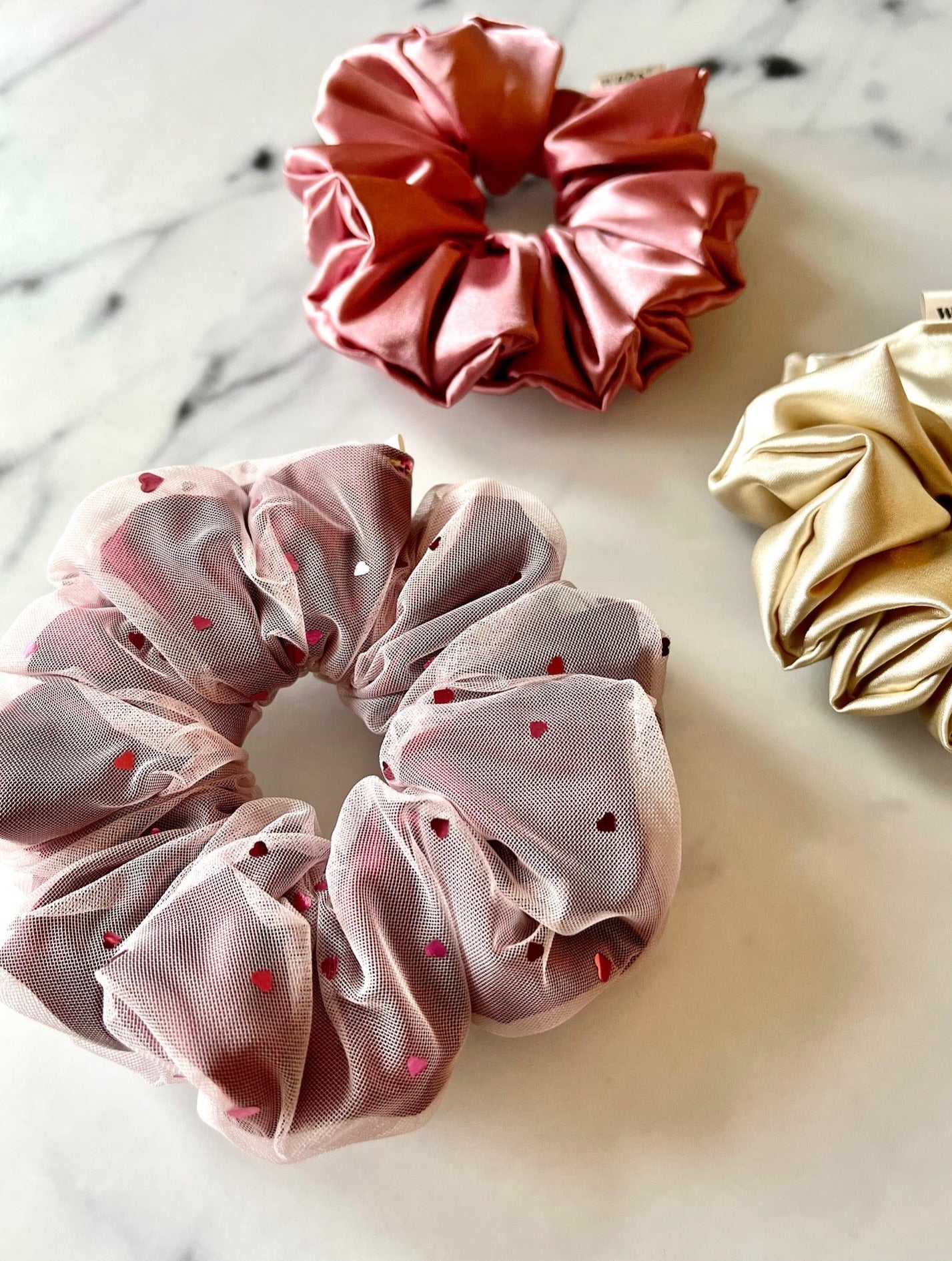 Satin Scrunchie Heart Red