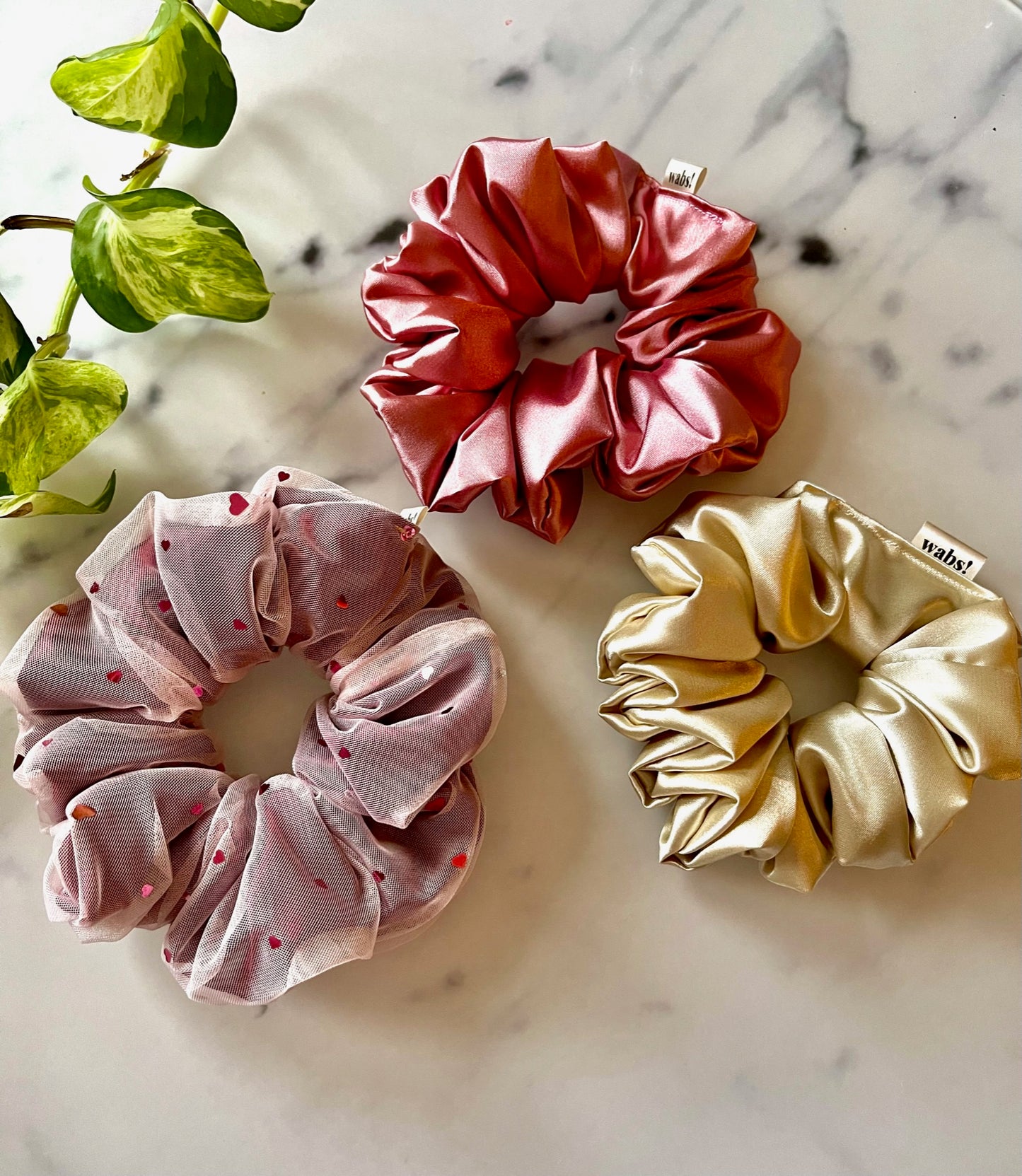 Satin Scrunchie Heart Red