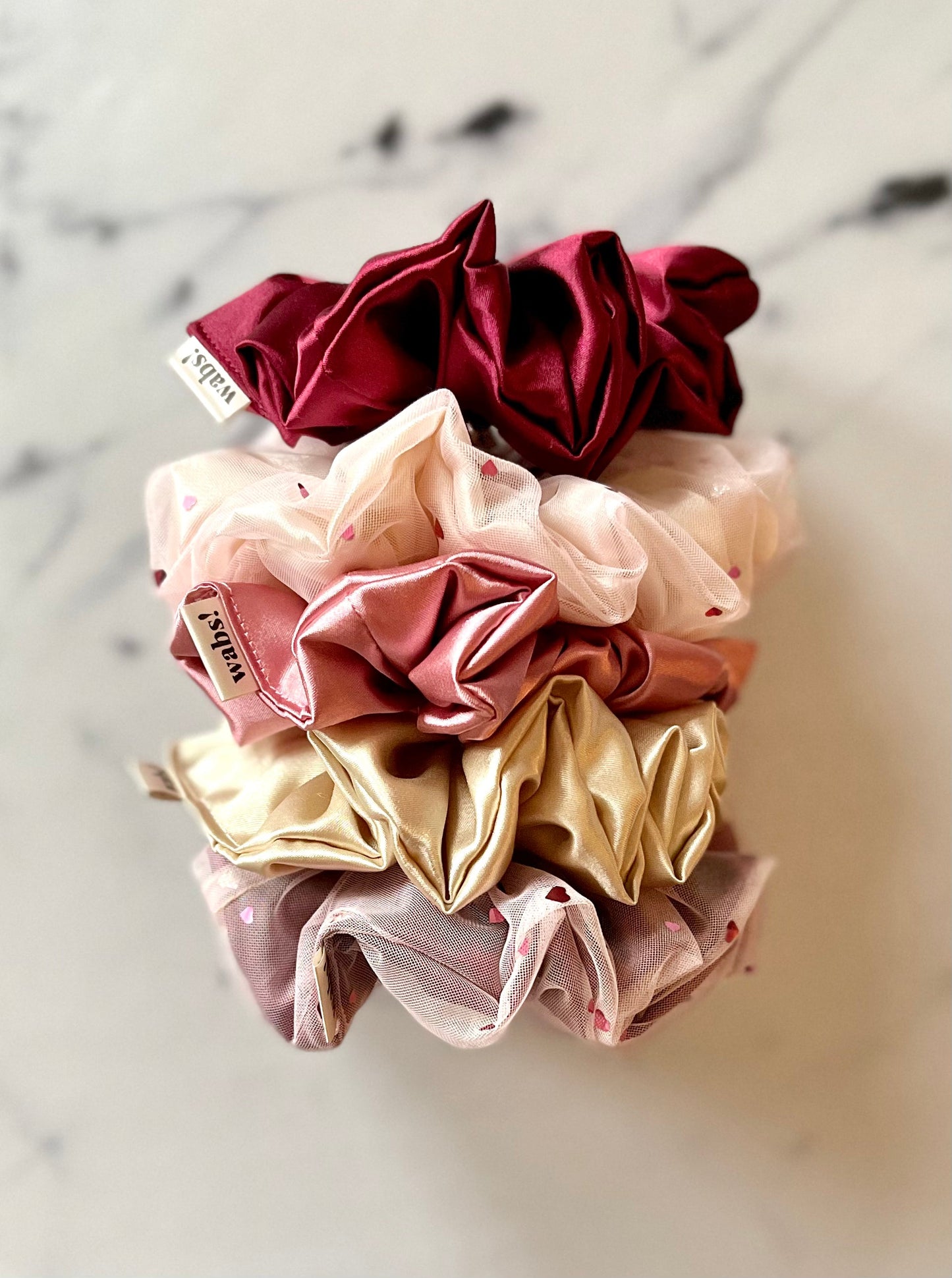 Satin Scrunchie Heart Red