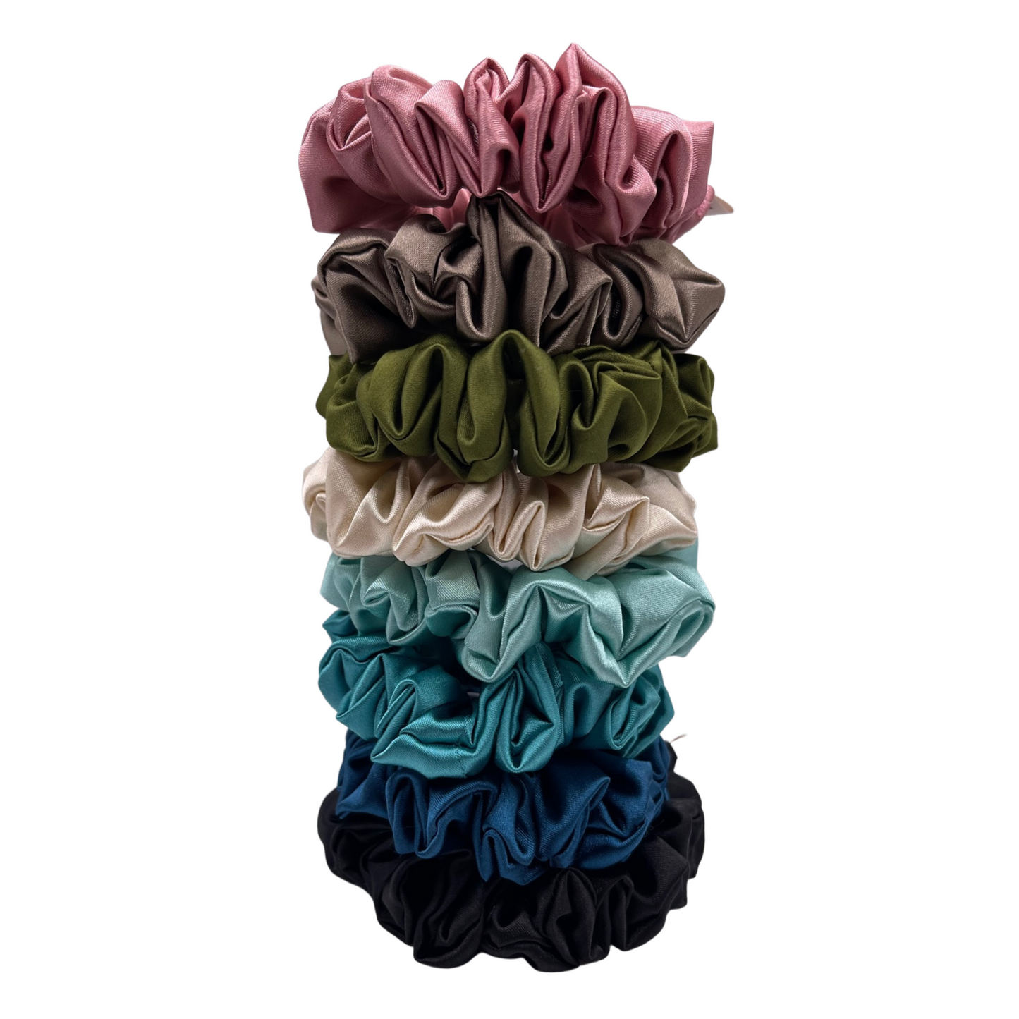 Taupefarbener Satin-Scrunchie mit edlem Glanz für stilvolle Frisuren